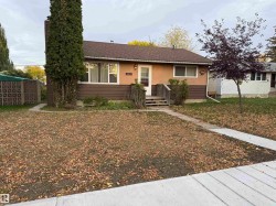 5017 46 Street  Drayton Valley, AB T7A 1S2