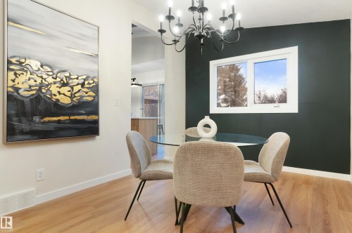 32 Woodcrest Avenue, St. Albert, AB - Indoor Photo Showing Dining Room