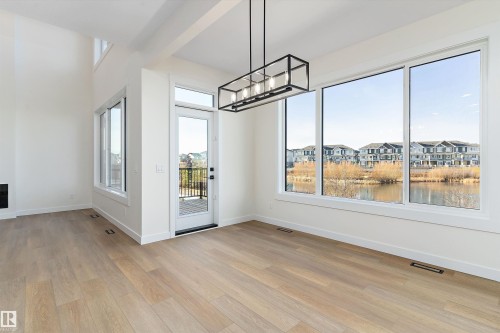 1084 Cristall Crescent, Edmonton, AB - Indoor