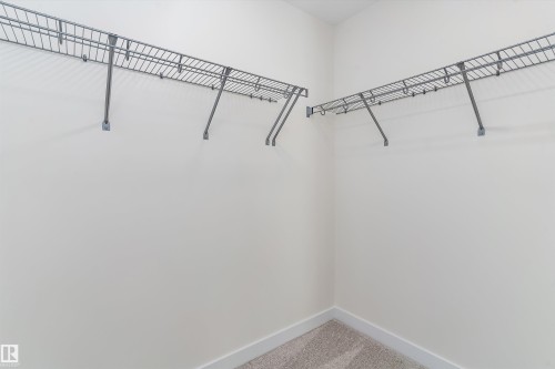 1084 Cristall Crescent, Edmonton, AB - Indoor With Storage