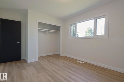 13319 Delwood Road, Edmonton, AB - Indoor Photo Showing Other Room