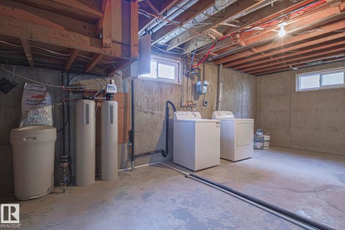 13319 Delwood Road, Edmonton, AB - Indoor Photo Showing Laundry Room