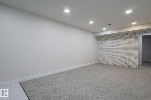 13319 Delwood Road, Edmonton, AB - Indoor