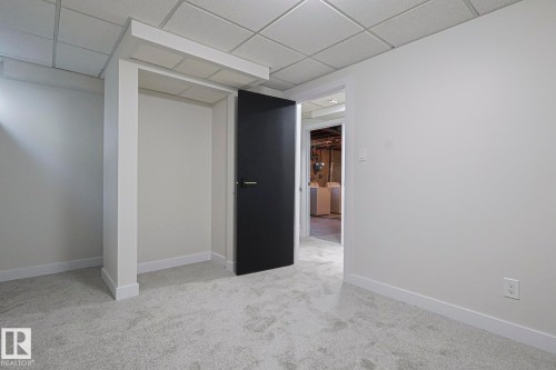 13319 Delwood Road, Edmonton, AB - Indoor Photo Showing Other Room