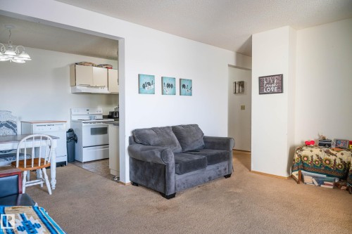 201 104 10 Street, Cold Lake, AB - Indoor