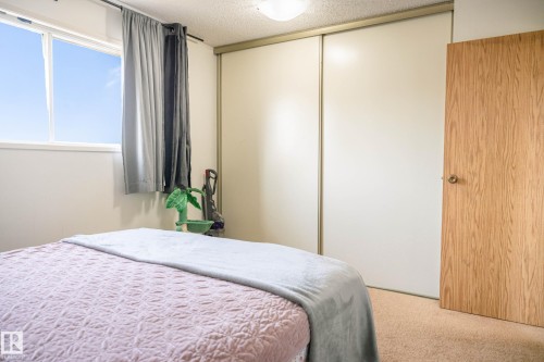 201 104 10 Street, Cold Lake, AB - Indoor Photo Showing Bedroom
