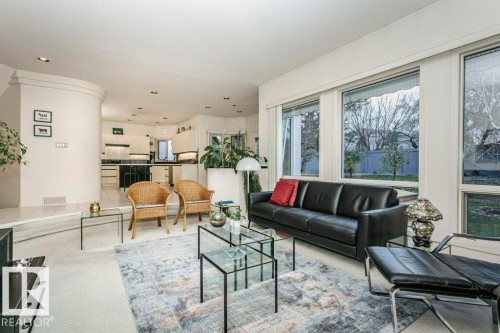 78 Wilkin Road, Edmonton, AB - Indoor Photo Showing Living Room