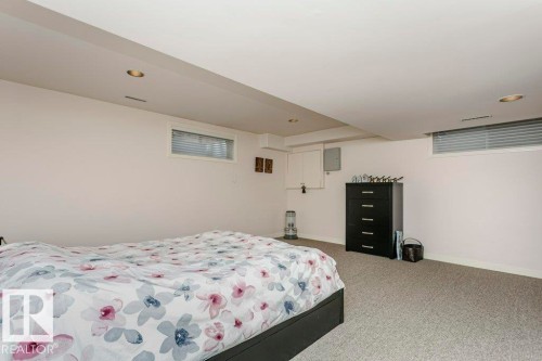 78 Wilkin Road, Edmonton, AB - Indoor Photo Showing Bedroom