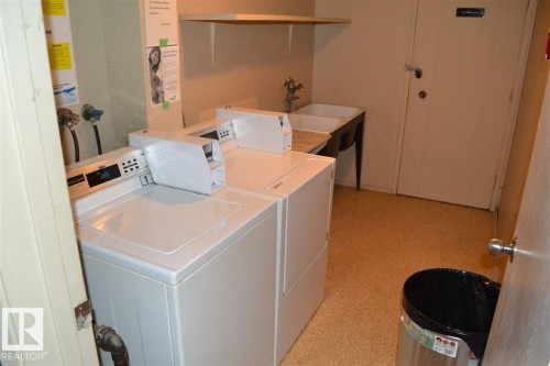 15930 109 Avenue, Edmonton, AB - Indoor Photo Showing Laundry Room