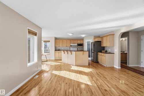 1263 Mcallister Way, Edmonton, AB - Indoor Photo Showing Kitchen