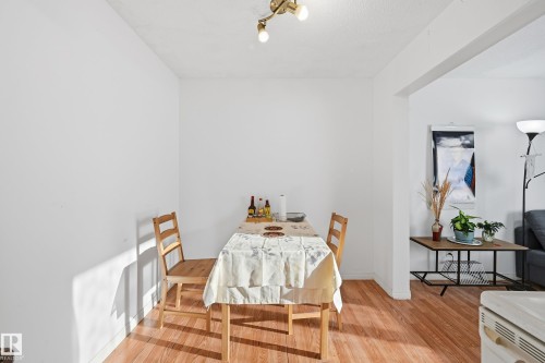 4 14310 80 Street, Edmonton, AB - Indoor Photo Showing Dining Room