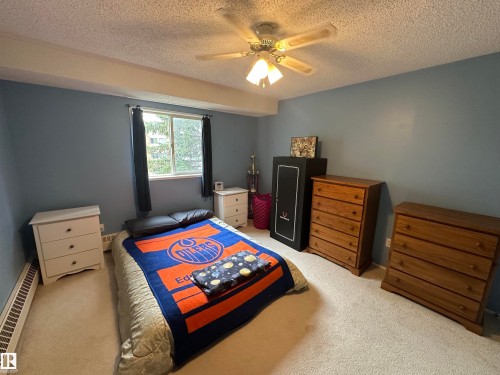 318 17109 67 Ave Nw, Edmonton, AB - Indoor Photo Showing Bedroom