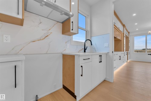 116 Eldridge Point(E), St. Albert, AB - Indoor Photo Showing Kitchen