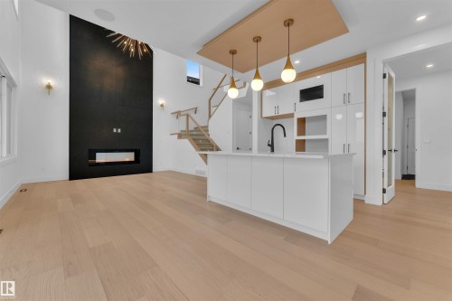 116 Eldridge Point(E), St. Albert, AB - Indoor Photo Showing Kitchen