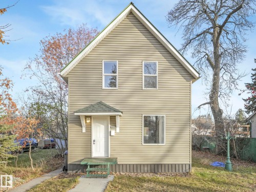 4315 52 Street, Wetaskiwin, AB - Outdoor