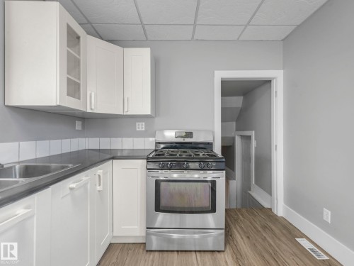 4315 52 Street, Wetaskiwin, AB - Indoor Photo Showing Kitchen