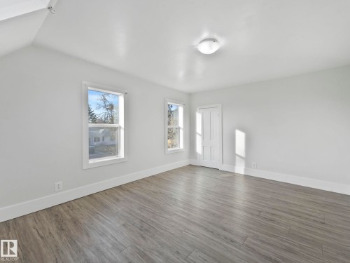 4315 52 Street, Wetaskiwin, AB - Indoor Photo Showing Other Room