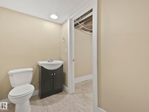 4315 52 Street, Wetaskiwin, AB - Indoor Photo Showing Bathroom