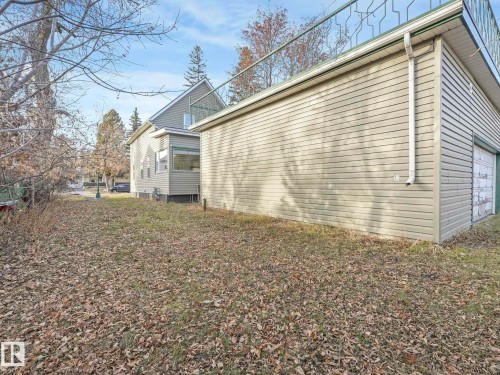 4315 52 Street, Wetaskiwin, AB - Outdoor