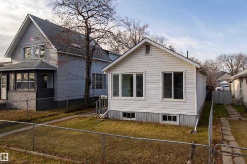 11912 77 Street, Edmonton, AB - Outdoor