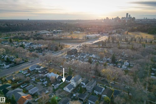 11227 69 Street, Edmonton, AB - Outdoor With View