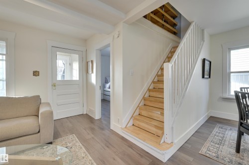 11227 69 Street, Edmonton, AB - Indoor