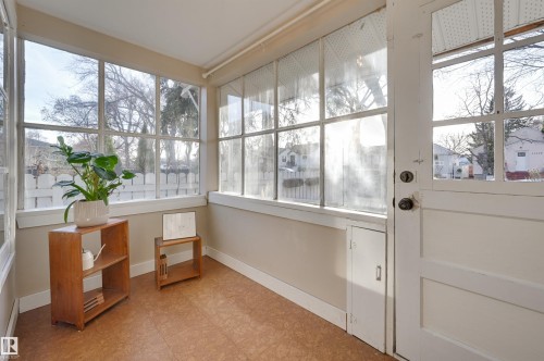 11227 69 Street, Edmonton, AB - Indoor Photo Showing Other Room