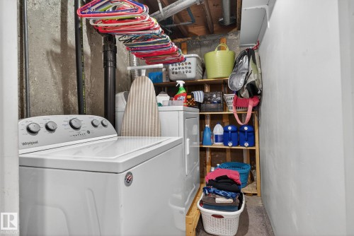 77 7604 29 Avenue, Edmonton, AB - Indoor Photo Showing Laundry Room