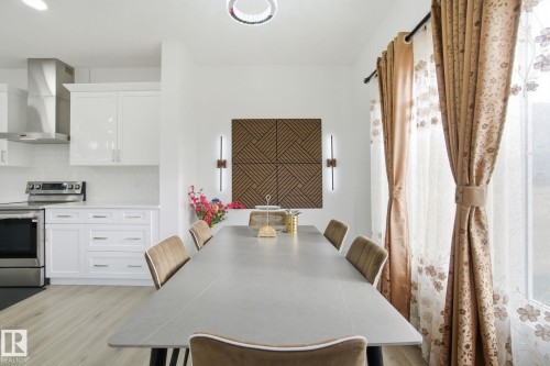 22529 99A Avenue, Edmonton, AB - Indoor Photo Showing Dining Room