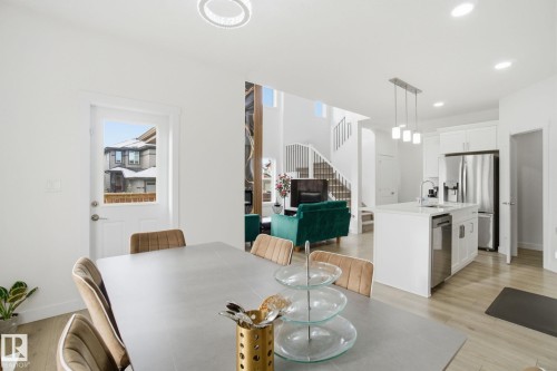 22529 99A Avenue, Edmonton, AB - Indoor Photo Showing Dining Room