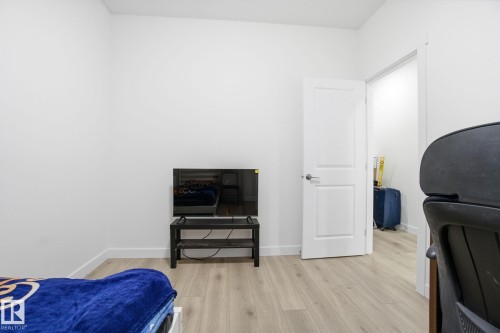 22529 99A Avenue, Edmonton, AB - Indoor