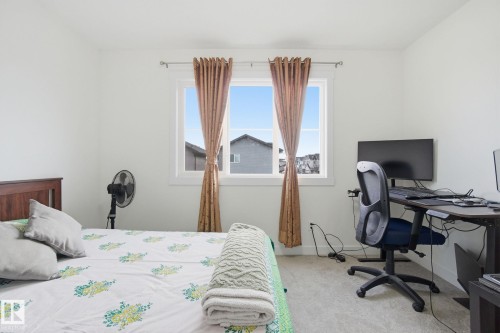 22529 99A Avenue, Edmonton, AB - Indoor Photo Showing Bedroom
