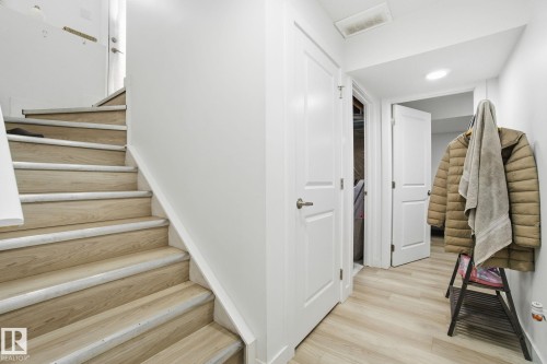 22529 99A Avenue, Edmonton, AB - Indoor Photo Showing Other Room