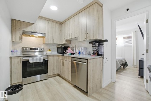 22529 99A Avenue, Edmonton, AB - Indoor Photo Showing Kitchen With Stainless Steel Kitchen