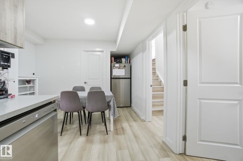 22529 99A Avenue, Edmonton, AB - Indoor