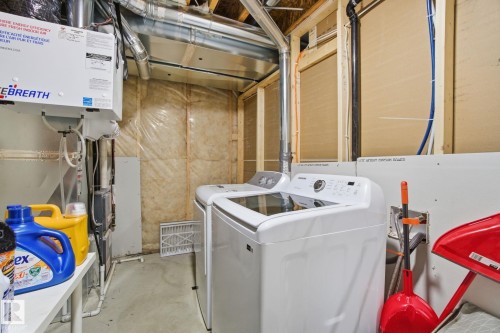 22529 99A Avenue, Edmonton, AB - Indoor Photo Showing Laundry Room