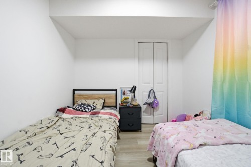 22529 99A Avenue, Edmonton, AB - Indoor Photo Showing Bedroom