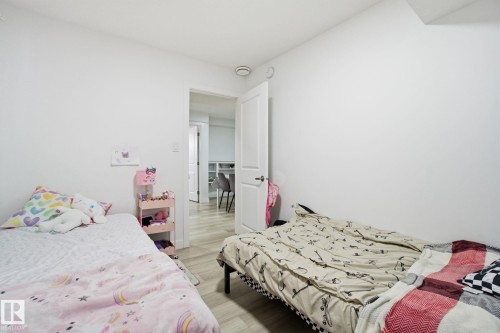 22529 99A Avenue, Edmonton, AB - Indoor Photo Showing Bedroom