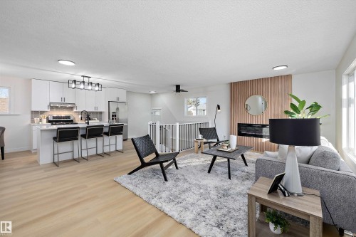 14736 122 Street, Edmonton, AB - Indoor