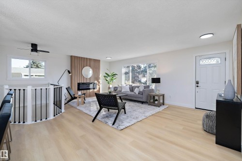 14736 122 Street, Edmonton, AB - Indoor