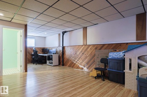 4211 30 Avenue, Edmonton, AB - Indoor Photo Showing Other Room