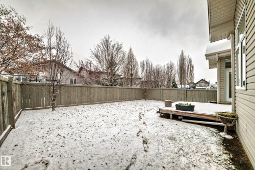 6107 Maynard Crescent, Edmonton, AB - Outdoor