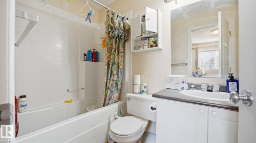 4712 201 Street, Edmonton, AB - Indoor Photo Showing Bathroom