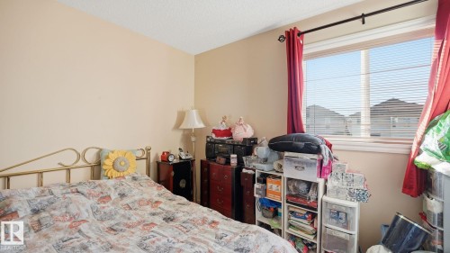 4712 201 Street, Edmonton, AB - Indoor Photo Showing Bedroom
