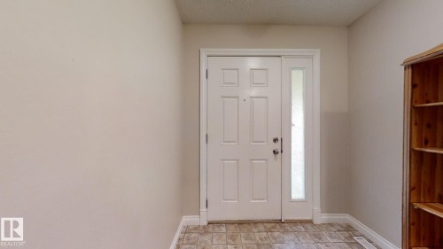 18 12050 17 Avenue, Edmonton, AB - Indoor Photo Showing Other Room
