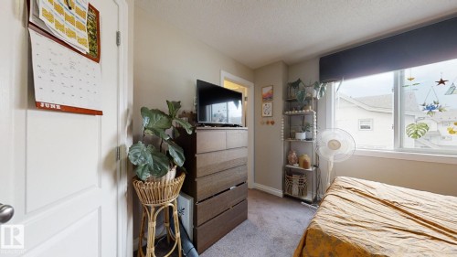 18 12050 17 Avenue, Edmonton, AB - Indoor Photo Showing Laundry Room