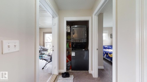 18 12050 17 Avenue, Edmonton, AB - Indoor Photo Showing Other Room