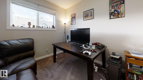 18 12050 17 Avenue, Edmonton, AB - Indoor Photo Showing Office