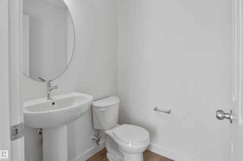 29 Ficus Way, Fort Saskatchewan, AB - Indoor Photo Showing Bathroom