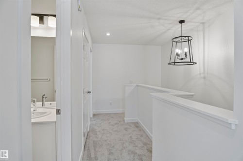 29 Ficus Way, Fort Saskatchewan, AB - Indoor Photo Showing Other Room